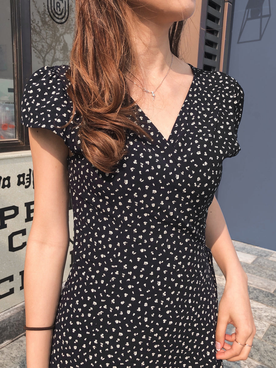wrap dress brandy melville Floral Wrap Dress – Elephant Clouds Apparel