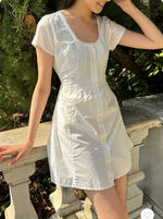 Short Sleeve Pleated Lace Dress
