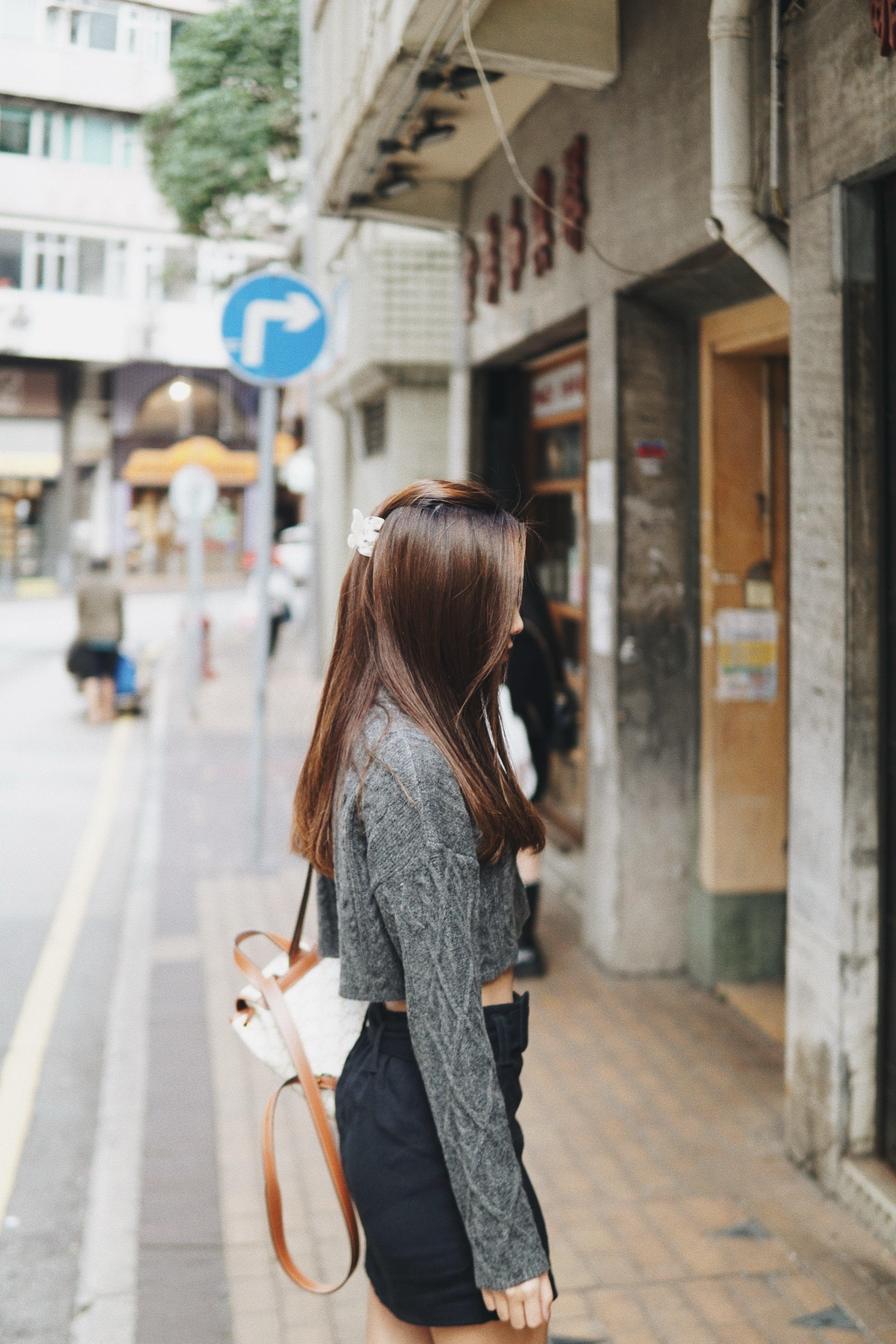 Cropped Cable Knit Sweater