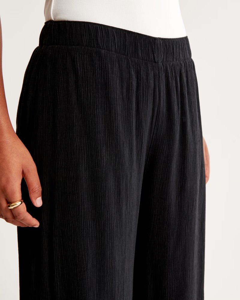 Crinkle Textured Pull-On Pant