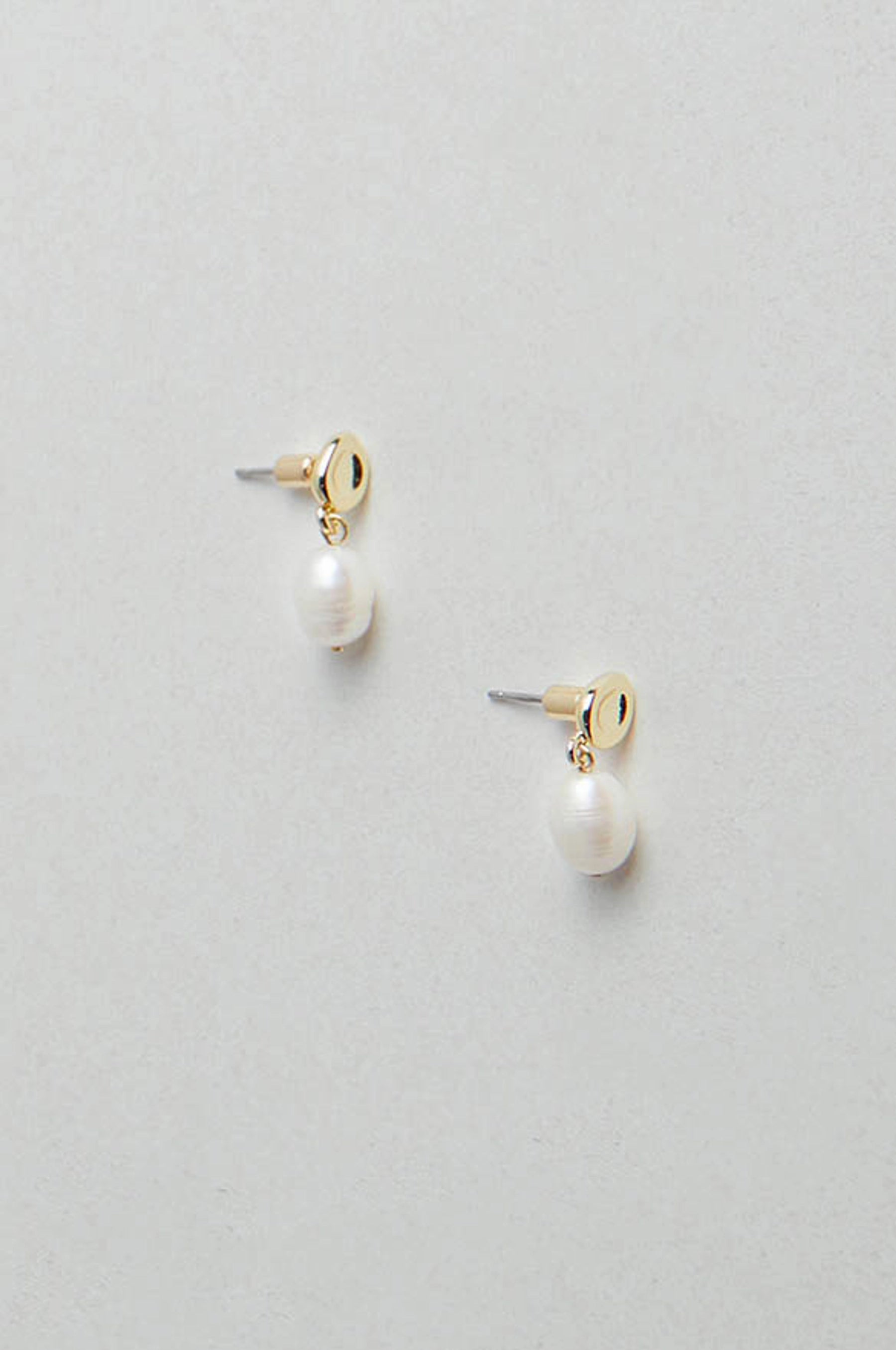 Water Pearl Drop Earrings