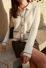 Bouclé Lady Cardigan Sweater