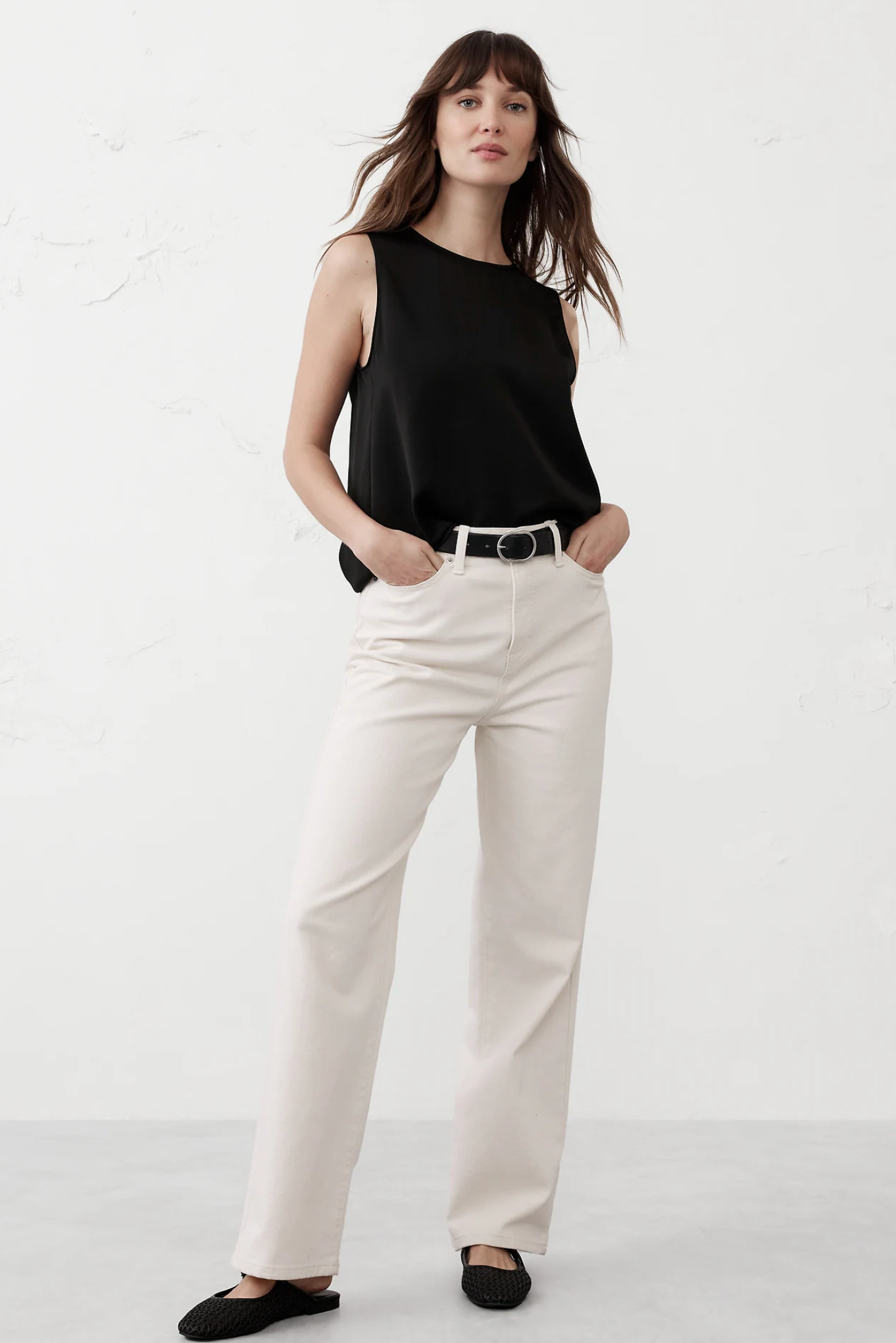 Sleeveless Shell Tank