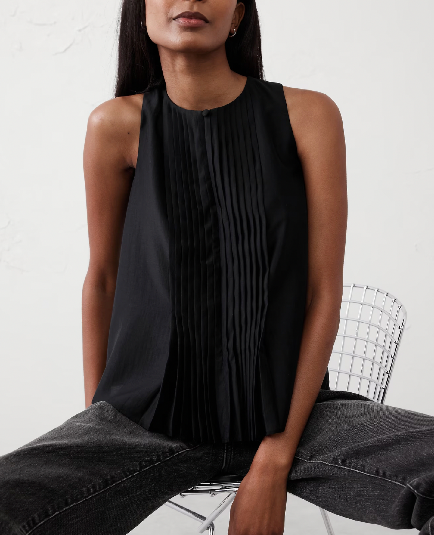 Keyhole Pleated Top