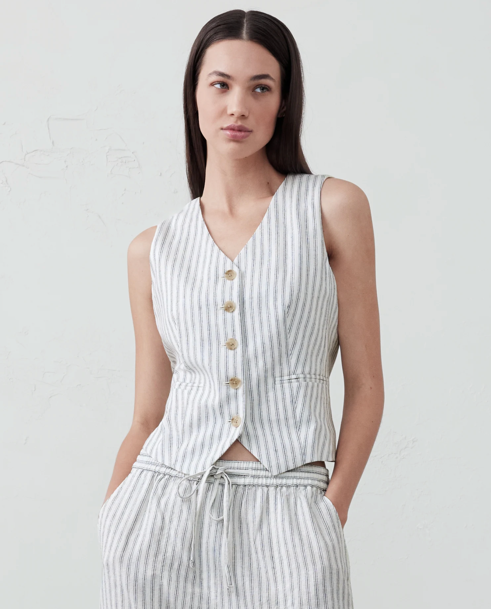 Linen Blend Classic Vest
