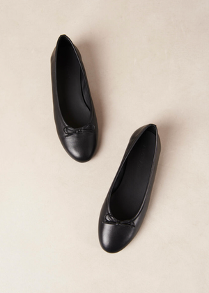 [ PRE-ORDER ] Oriana Leather Ballet Flats