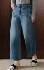 Evie Mid-Rise Barrel Jeans