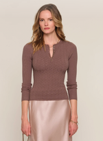 Behati Top