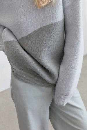 Oversized Intarsia Knit Sweater