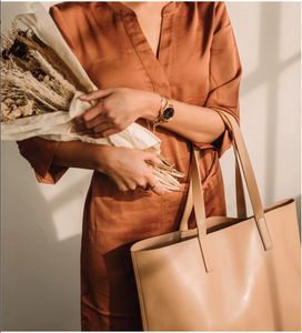 Everlane day market tote 2025 cognac