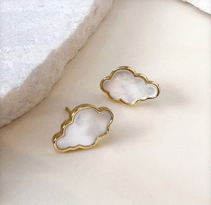 Cumulus Pearl Gold Stud Earrings