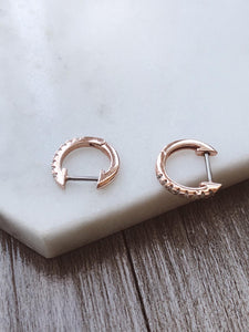 14K GOLD PLATED EARRING